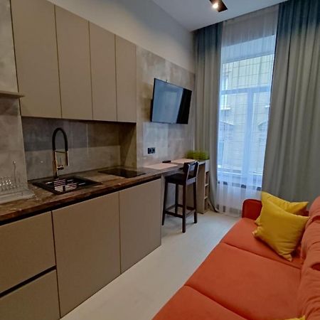 Brativ Rohatynciv 32 Lviv Dış mekan fotoğraf