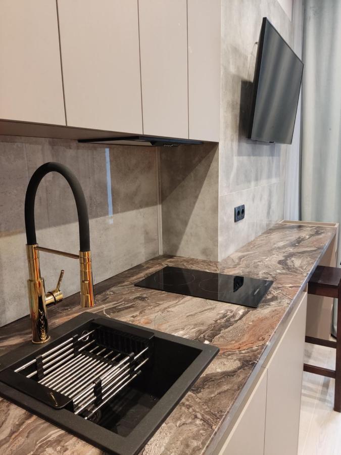 Brativ Rohatynciv 32 Lviv Dış mekan fotoğraf