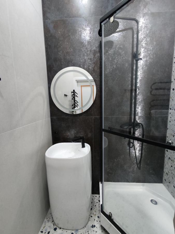 Brativ Rohatynciv 32 Lviv Dış mekan fotoğraf
