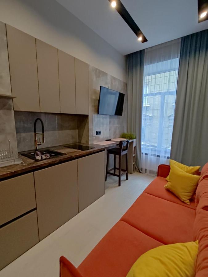 Brativ Rohatynciv 32 Lviv Dış mekan fotoğraf