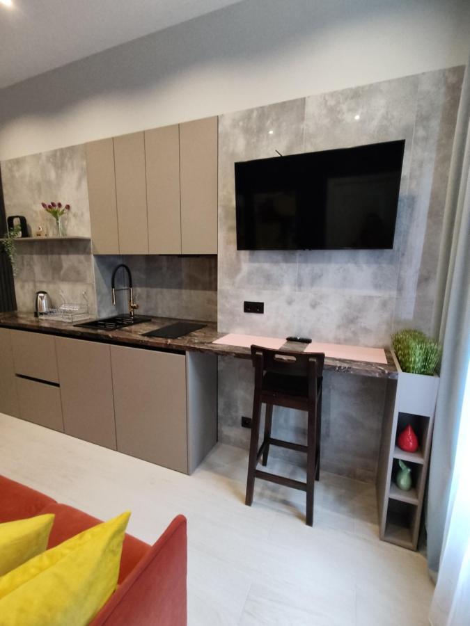Brativ Rohatynciv 32 Lviv Dış mekan fotoğraf